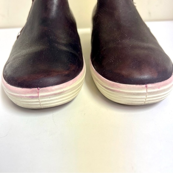 ECCO Soft 7 Low Bootie Women 9 Purple brown Leather Zip Sneaker Comfort Shoe - Picture 5 of 10